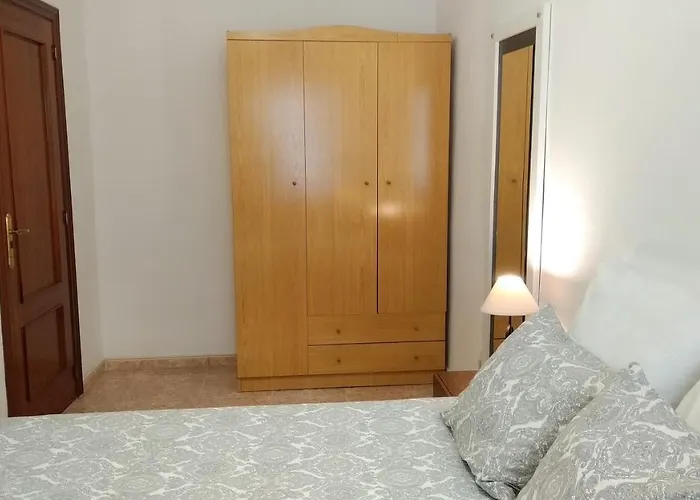 Apartamento En El Centro. Ac + Garaje. *