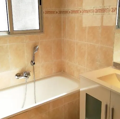 아파트 Apartamento En El Centro. Ac + Garaje.